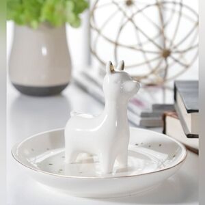 NWT Llama Jewelry / Ring / Bracelet Holder / Trinket Dish